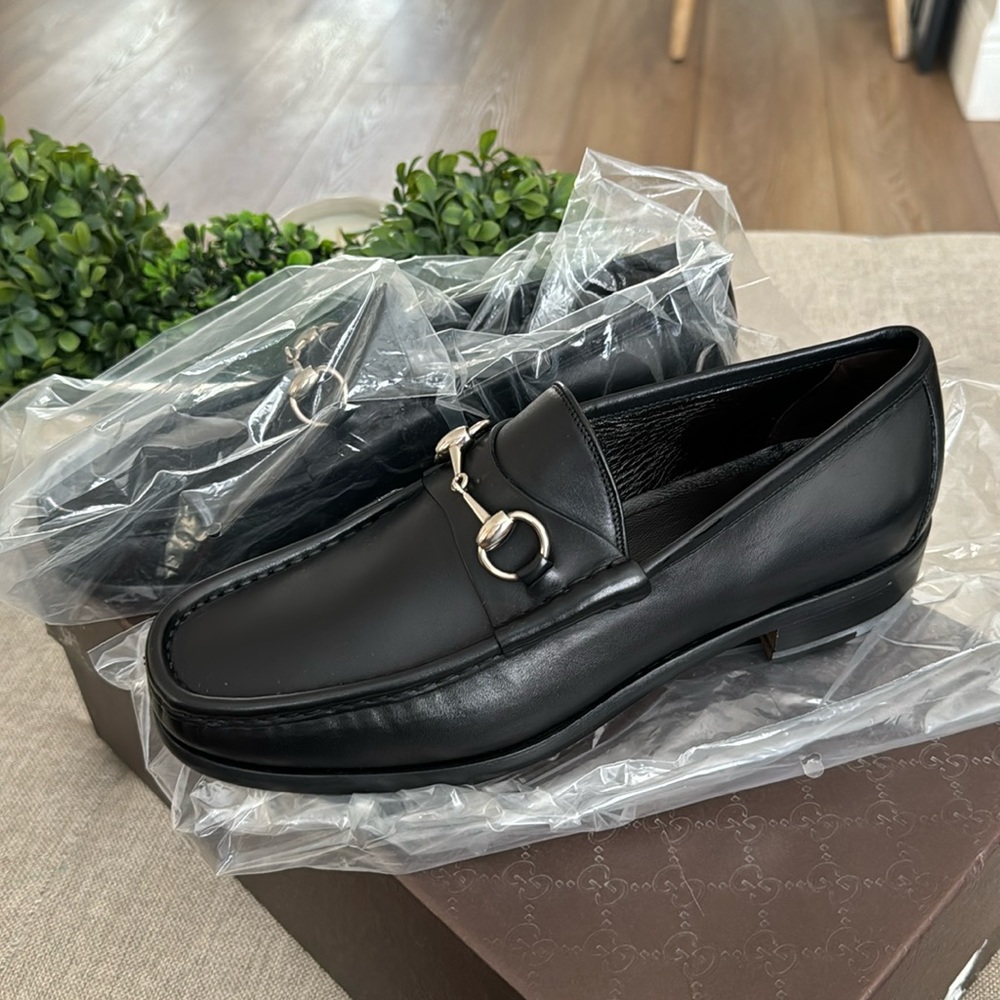 Gucci Black Leather Horsebit Loafers